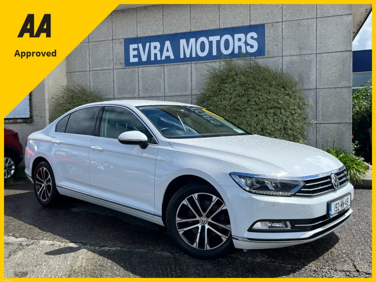 Volkswagen Passat HIGHLINE 2.0 TDI MANUAL 6SPEED F - Image 1