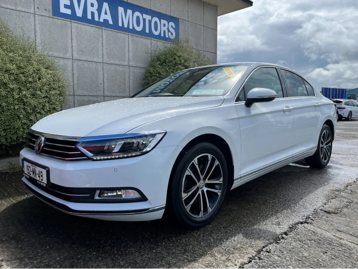 Volkswagen Passat HIGHLINE 2.0 TDI MANUAL 6SPEED F - Image 5