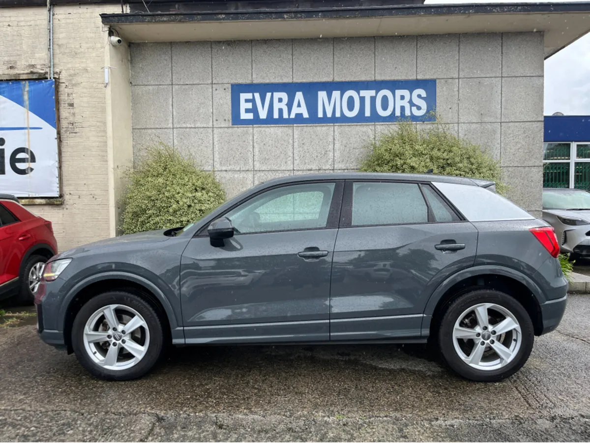 Audi Q2 SPORT AUTOMATIC 1.0 PETROL //LOW MILES//HI - Image 6