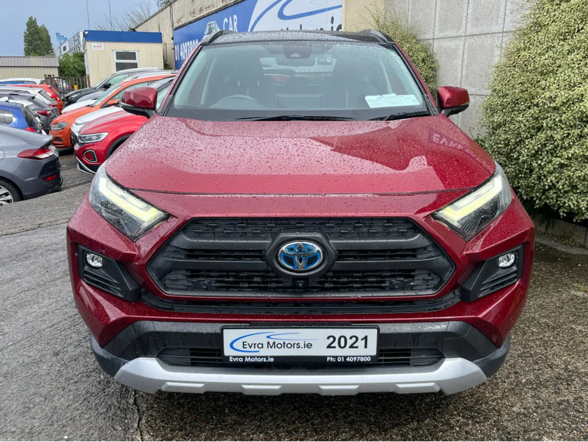 Toyota RAV4 ADVENTURE 4WD HYBRID AUTOMATIC 2.5 PET - Image 2