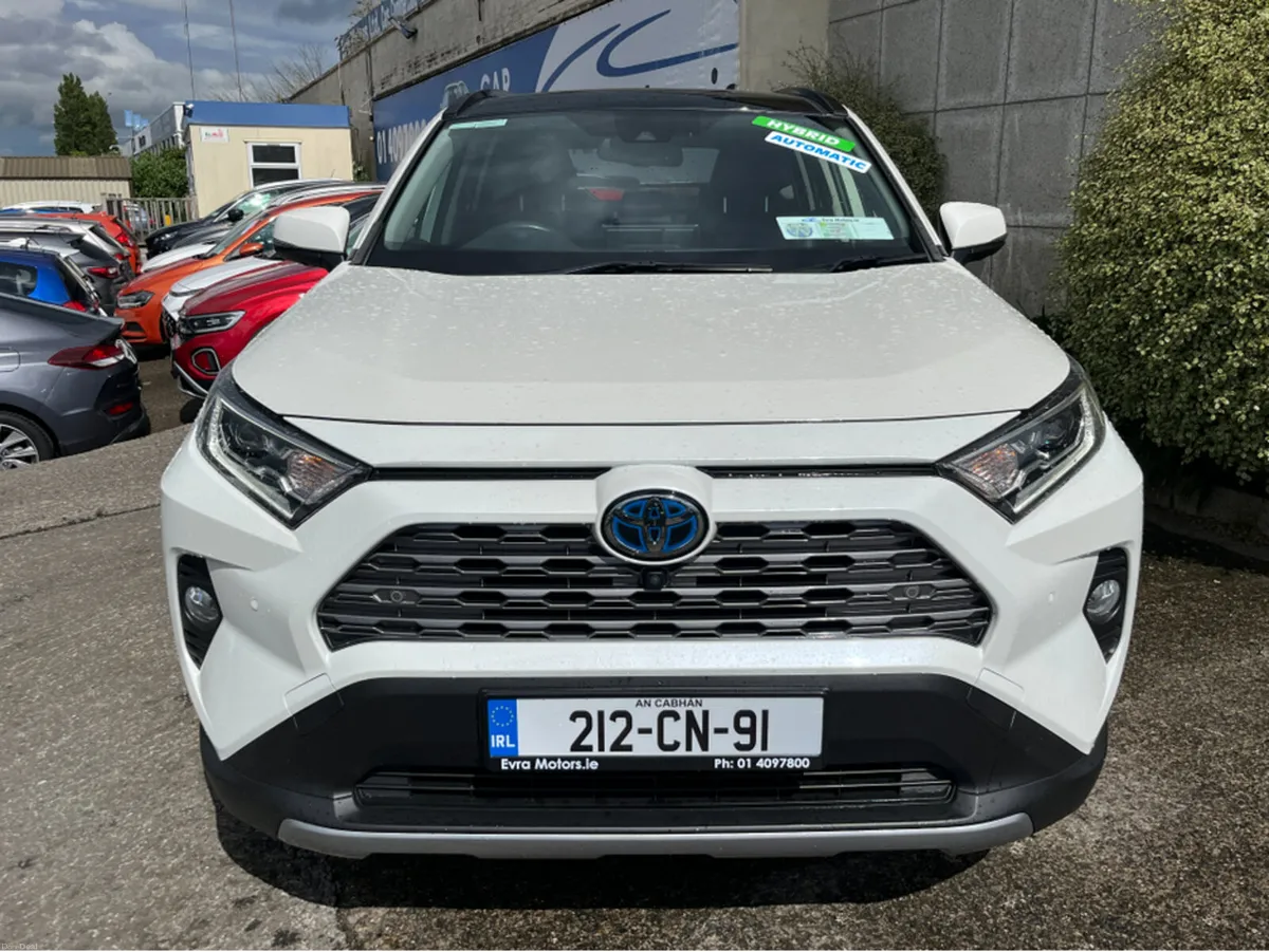 Toyota RAV4 PLATINUM HYBRID AUTOMATIC 2.5 PETROL / - Image 3