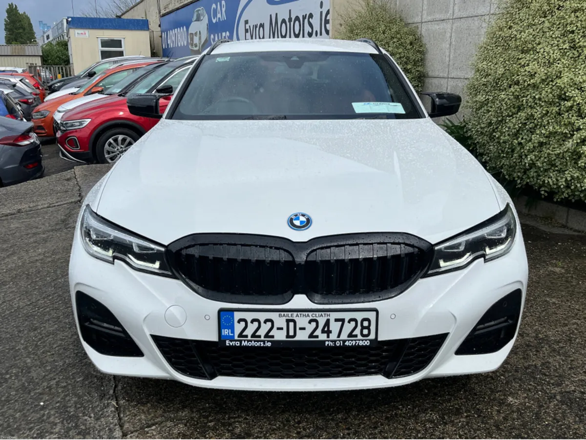 BMW 3-Series G21 330e ESTATE M-SPORT AUTOMATIC 2.0 - Image 2