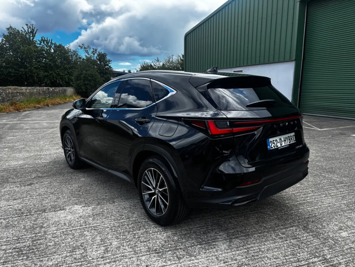 Lexus NX NX450H+ PREMIUM PLUS - Image 4