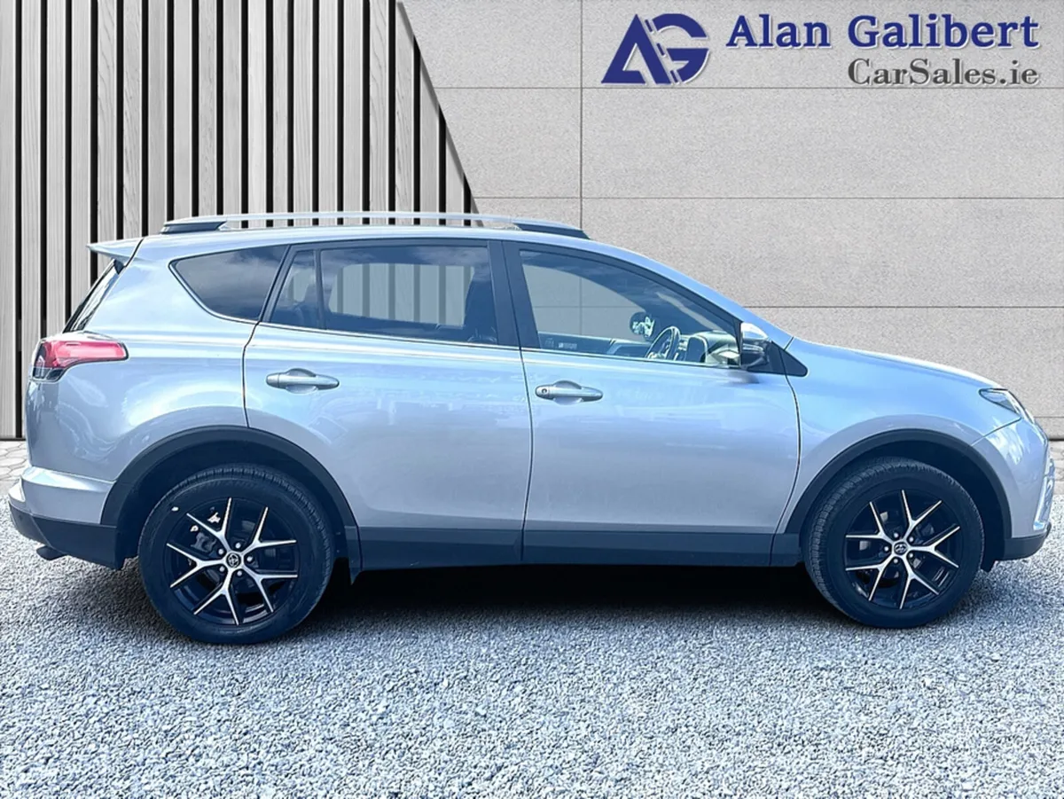 Toyota RAV4 RAV4 2.0 D-4D SOL 4DR - Image 3