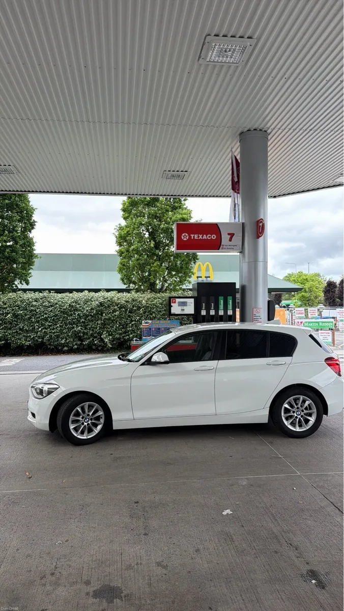Bmw 2014 116i - Image 2