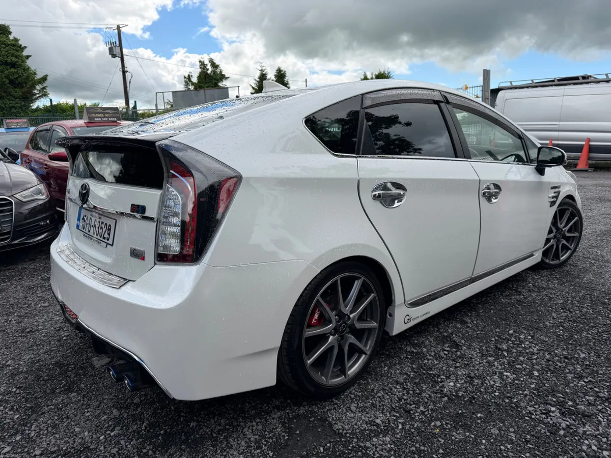 TOYOTA PRIUS HYBRID AUTOMATIC - Image 3