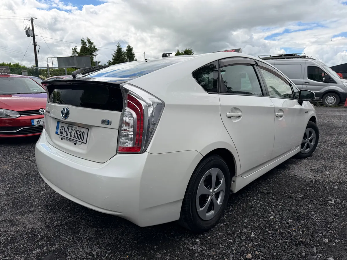 TOYOTA PRIUS HYBRID AUTOMATIC - Image 4