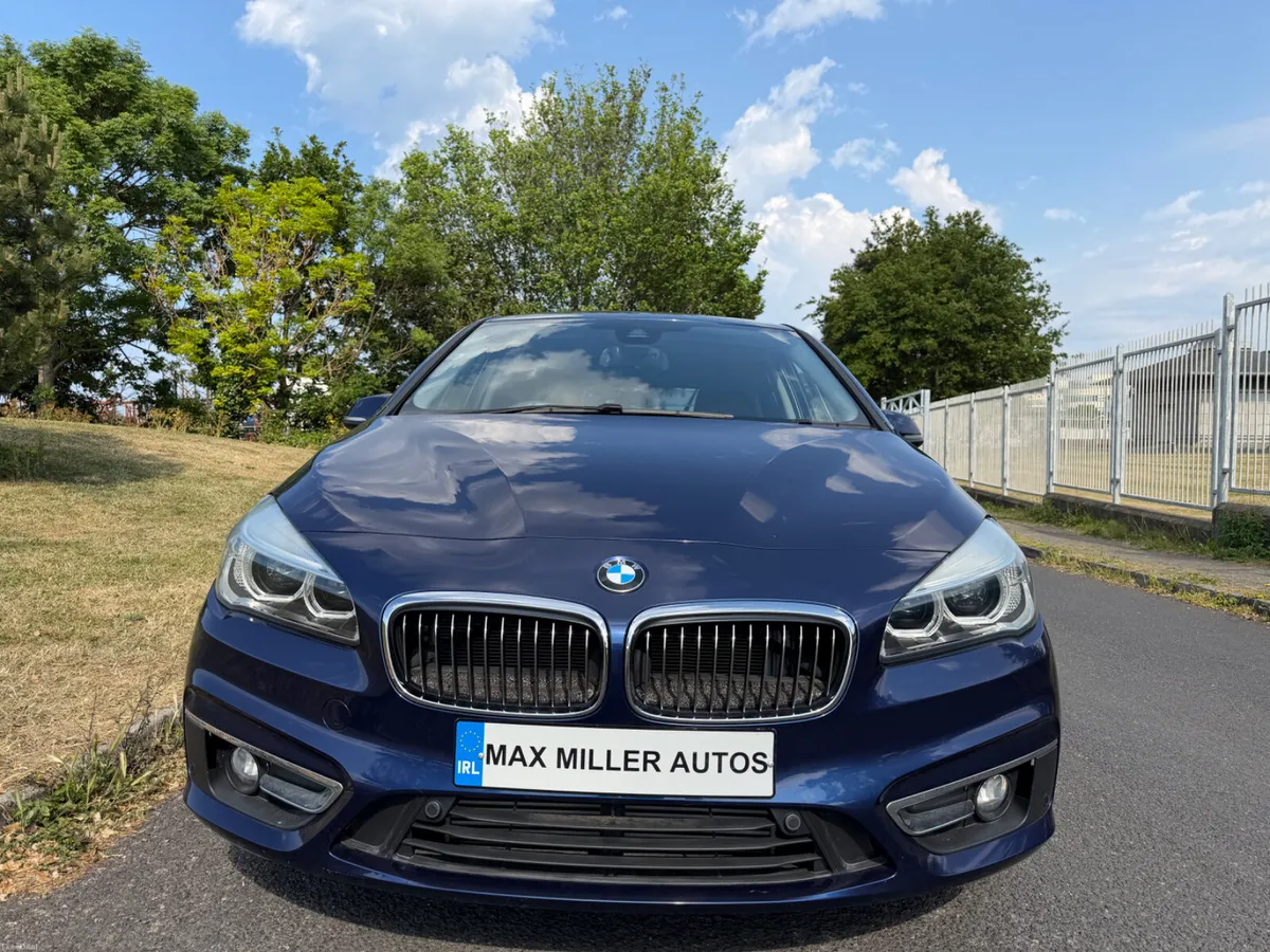 218i LUXURY Active Tourer - Image 2