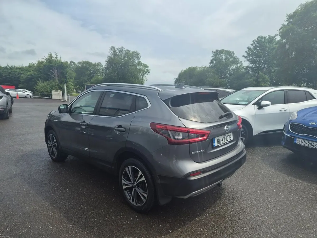 Nissan Qashqai 1.5 SV Premium SS 18 4DR - Image 4