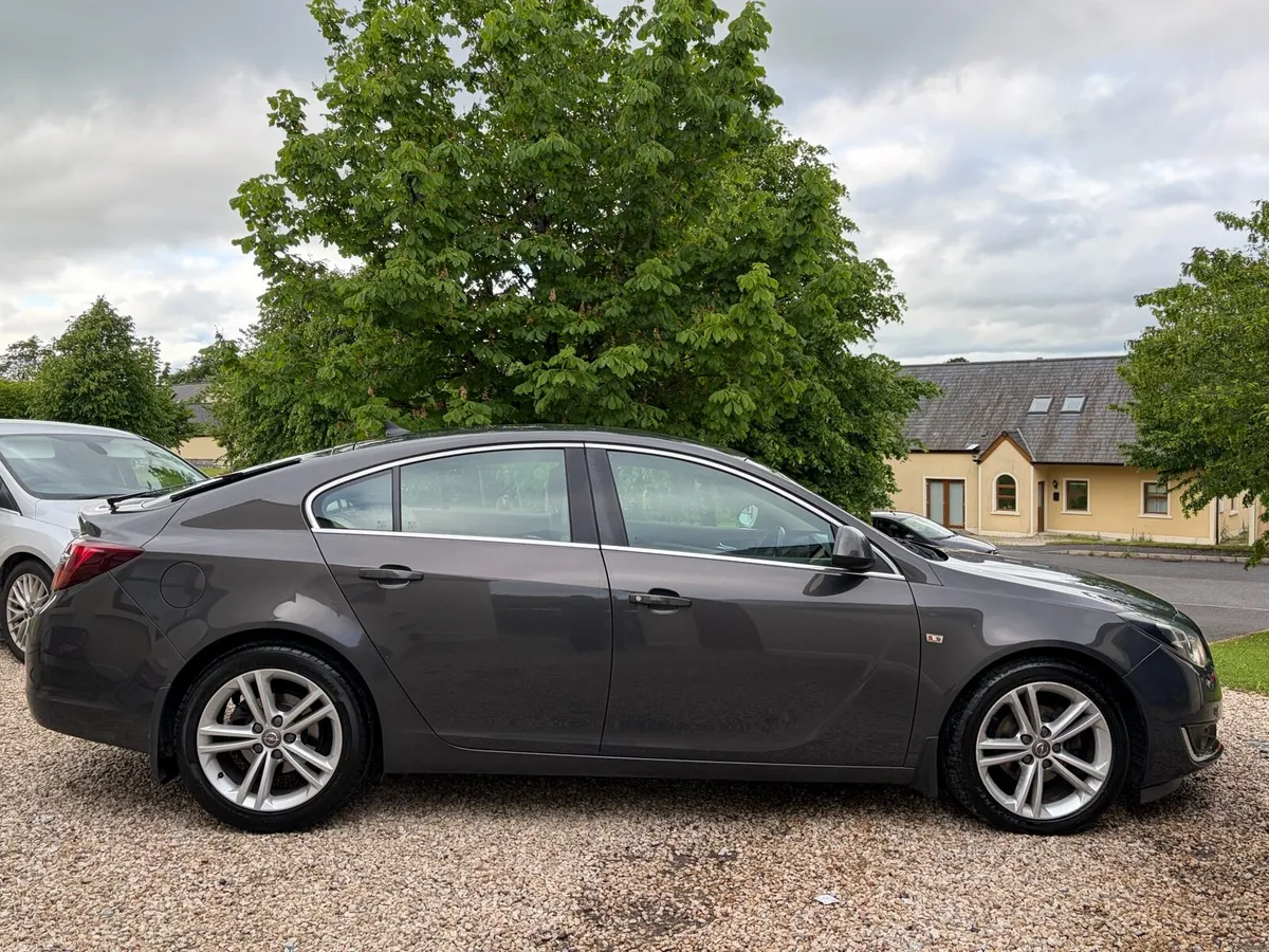 2014 Opel insignia elite 2.0 diesel - Image 2