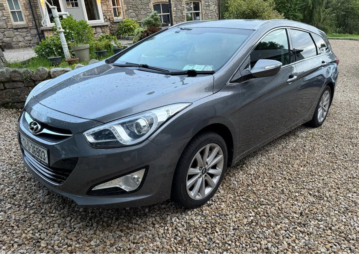 Hyundai i40 Estate - Image 1