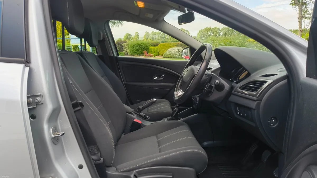 2015 Renault Grand Megane DCi , Low KM's NCT 05/27 - Image 5