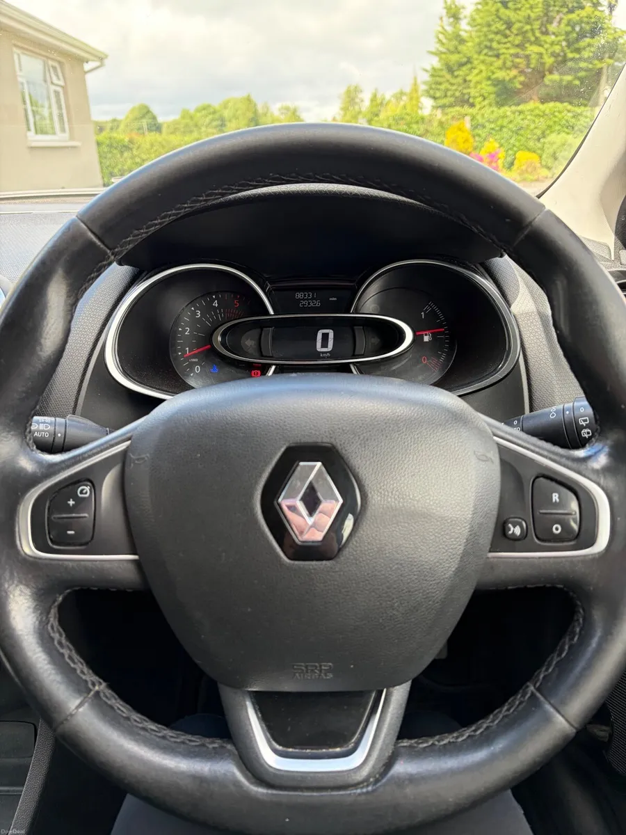 Renault Clio 2017 - Image 5