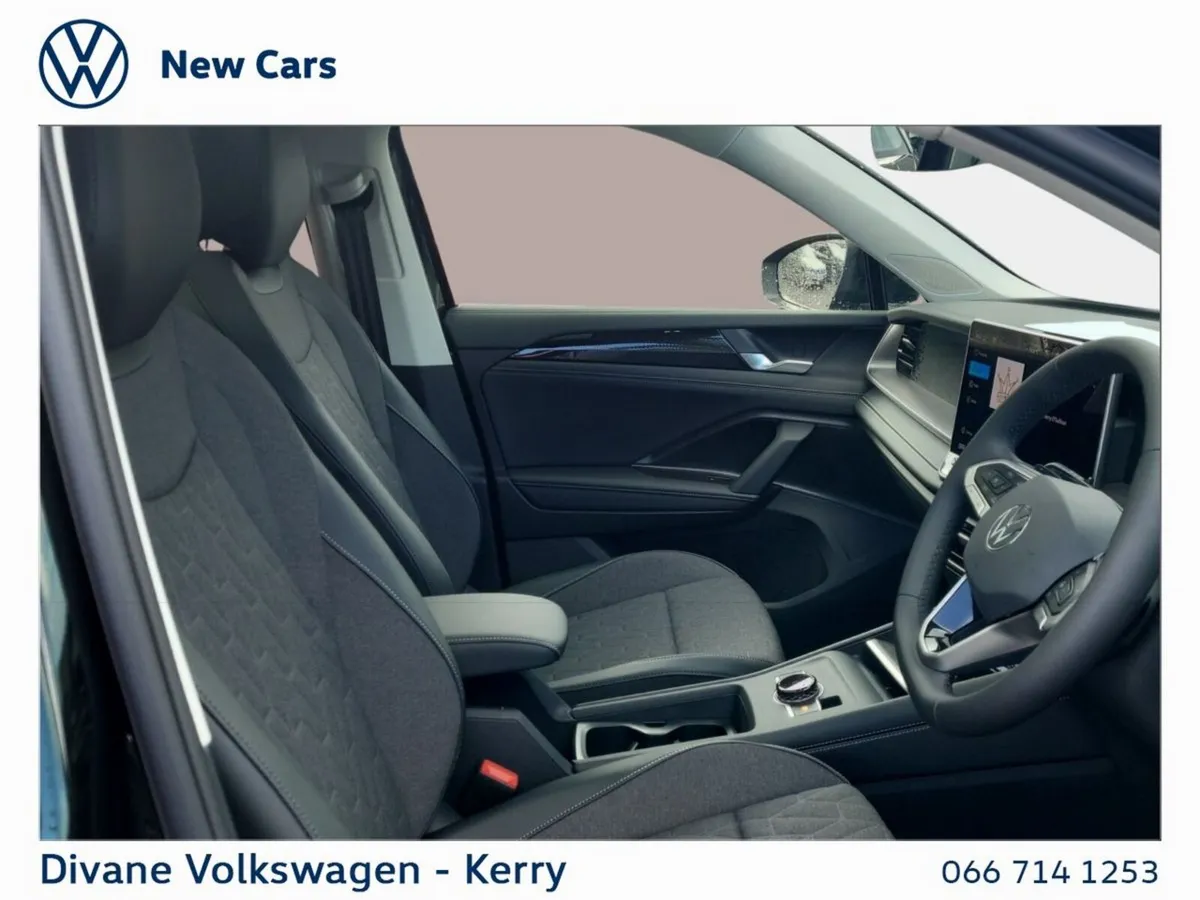Volkswagen Tayron SUNROOF EDITION 75 150BHP AUTO - Image 4