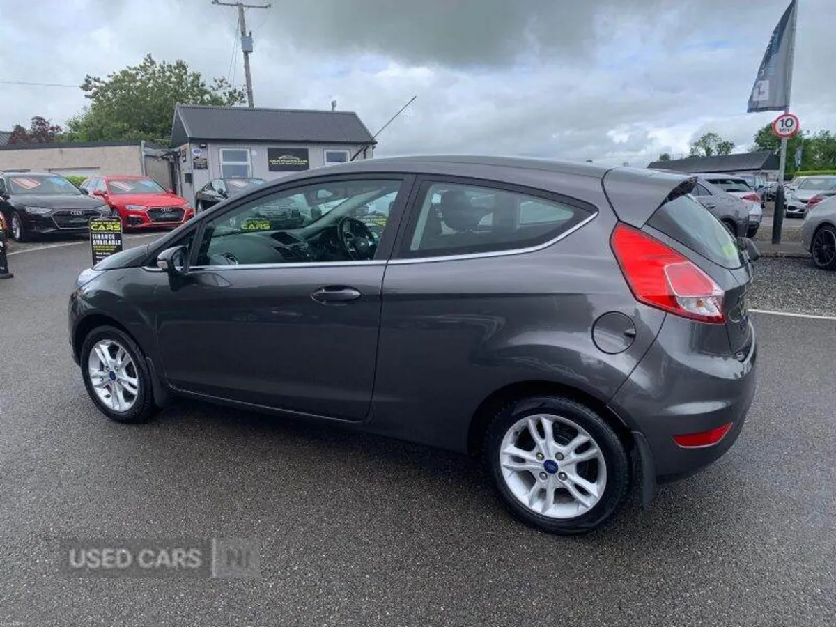 Ford Fiesta Zetec - Image 3