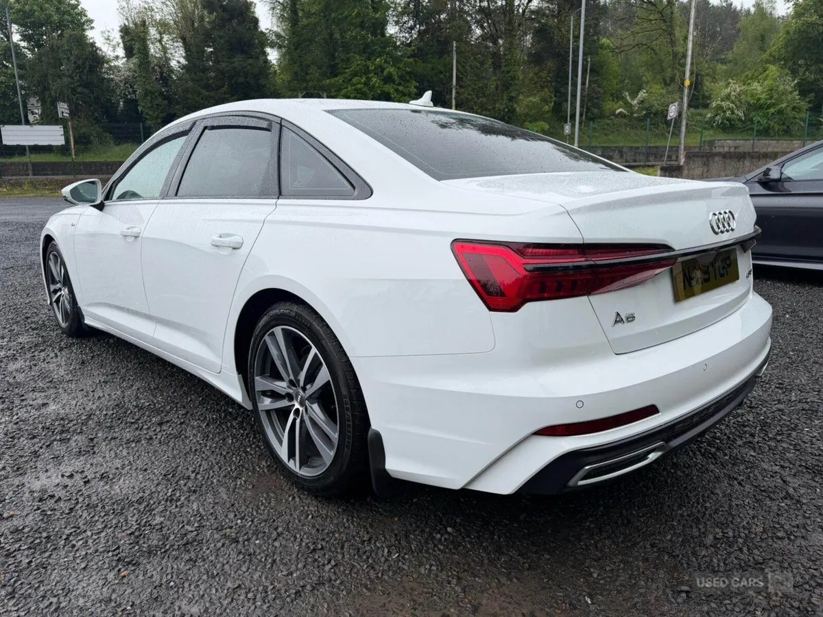 Audi A6 DIESEL SALOON - Image 3