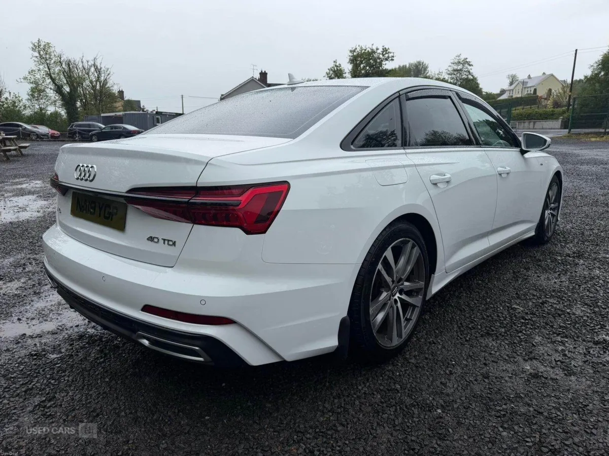 Audi A6 DIESEL SALOON - Image 4