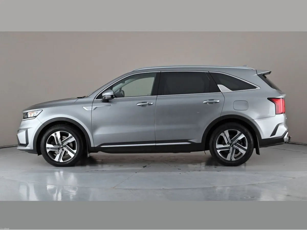 Kia Sorento K4 2.2TD Auto - Image 3