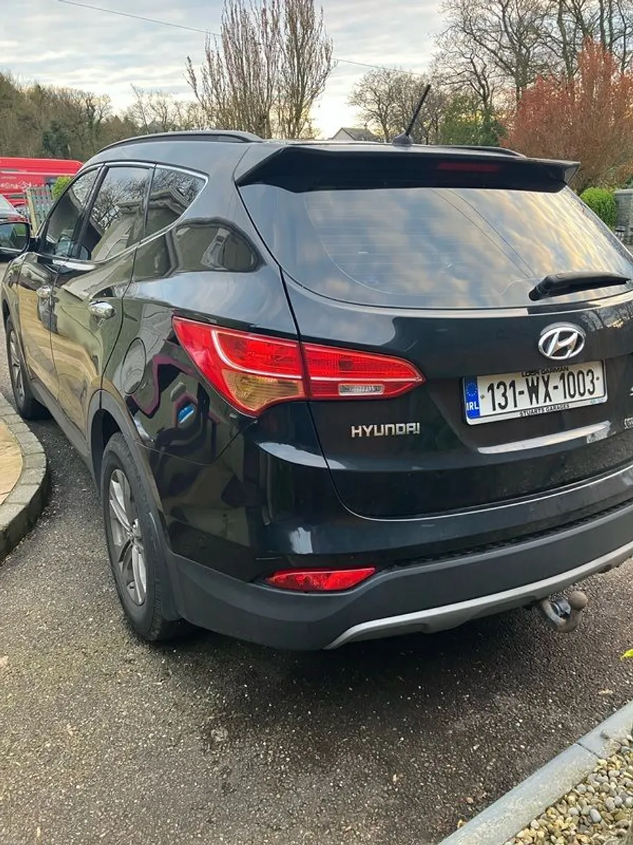 2013 Hyundai Santa Fe - Image 3