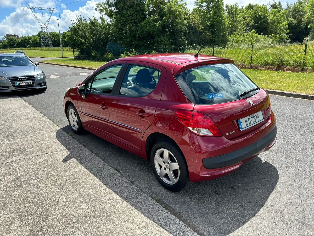 11 PEUGEOT 207 ENVY €1,950 - Image 4