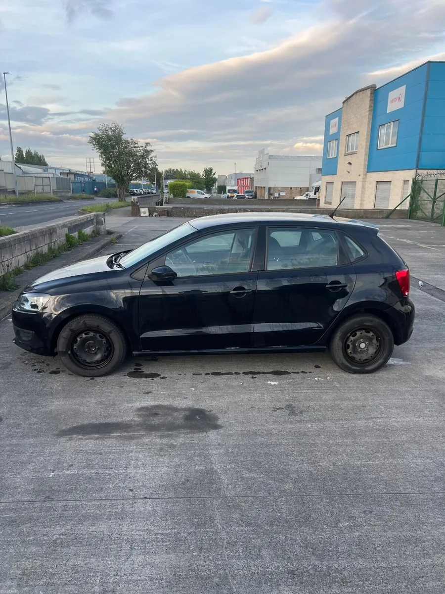 Volkswagen Polo 2011 - Image 4