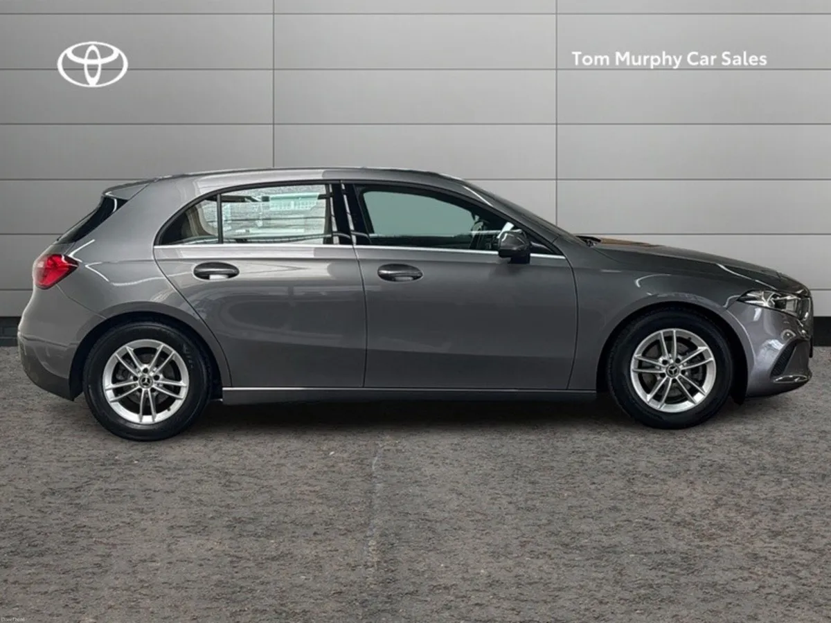 Mercedes-Benz A-Class A180 PROGRESSIVE - LOW MILEA - Image 3