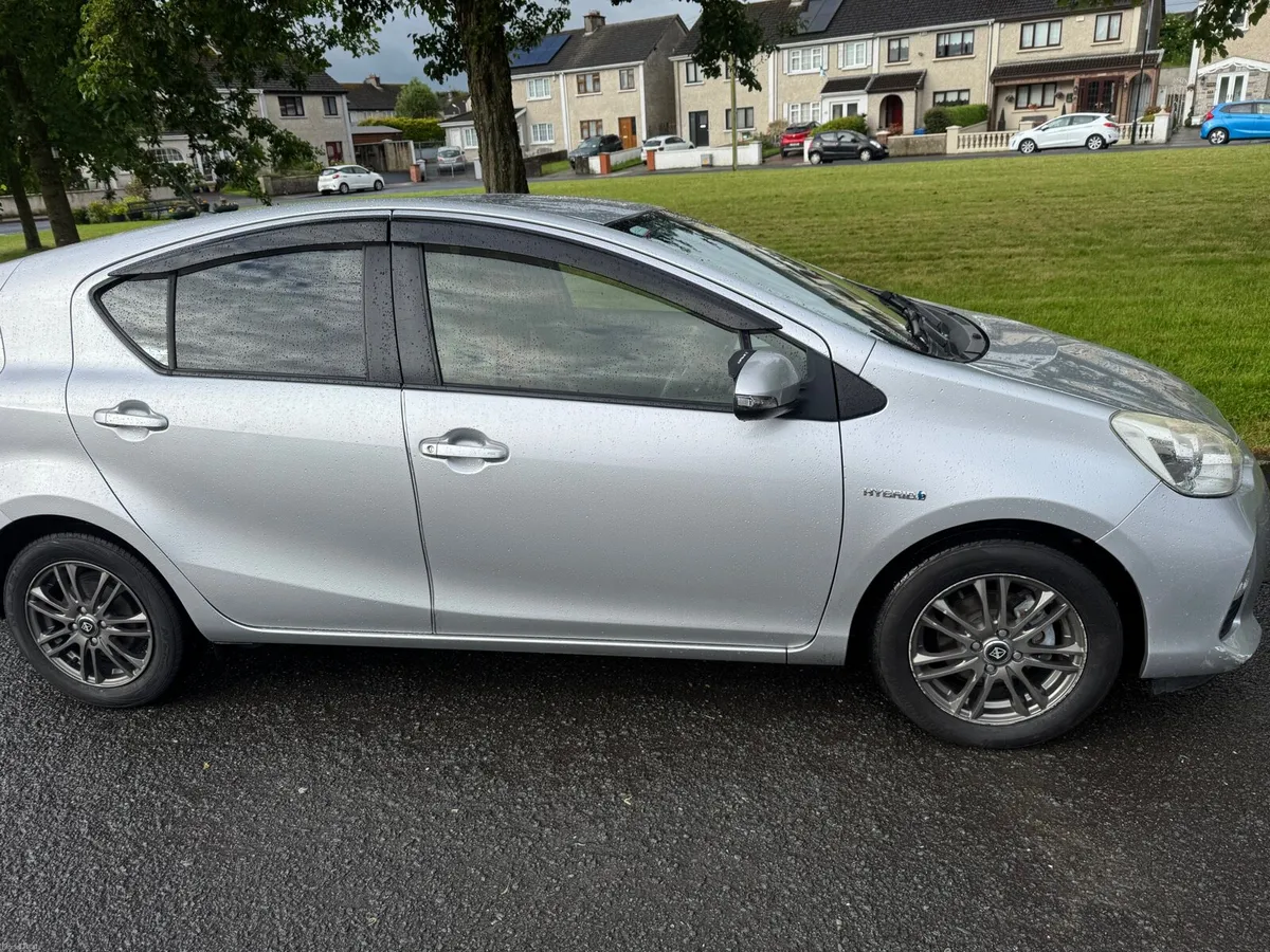 Toyota Aqua 2013 sports Fresh NCT - Image 2