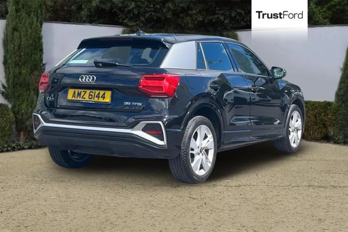 Audi Q2 S line - Image 4