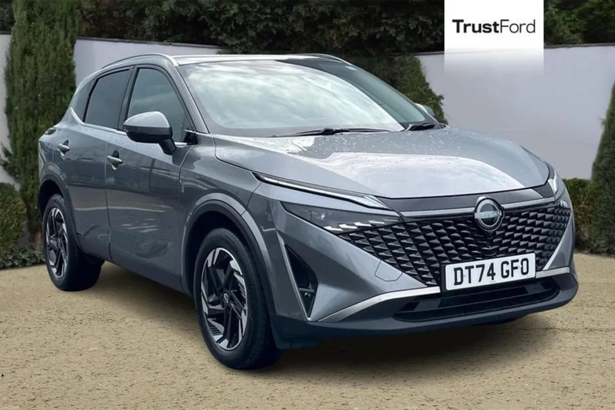 Nissan Qashqai N-Connecta - Image 1