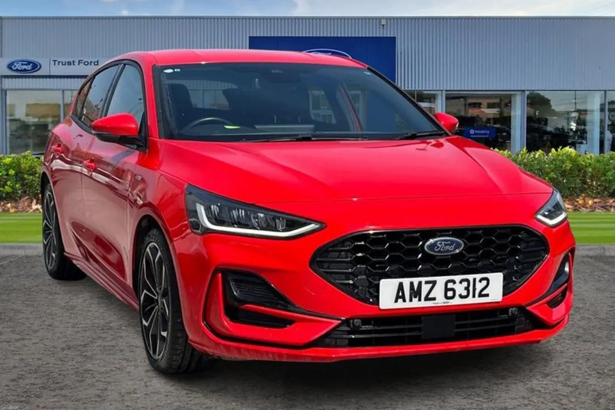 Ford Focus ST-Line X - Image 1