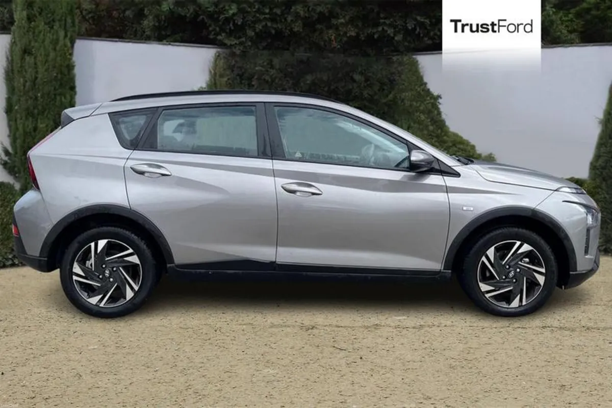 Hyundai Bayon SE Connect - Image 3