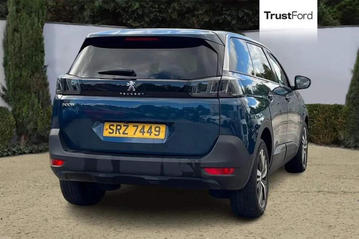 Peugeot 5008 Active Premium - Image 4