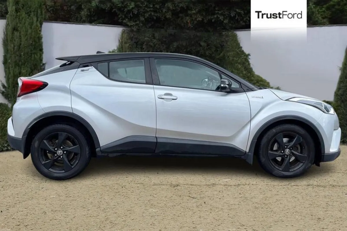 Toyota C-HR Icon - Image 3