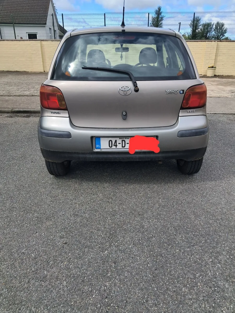 Toyota Yaris 2004 - Image 3