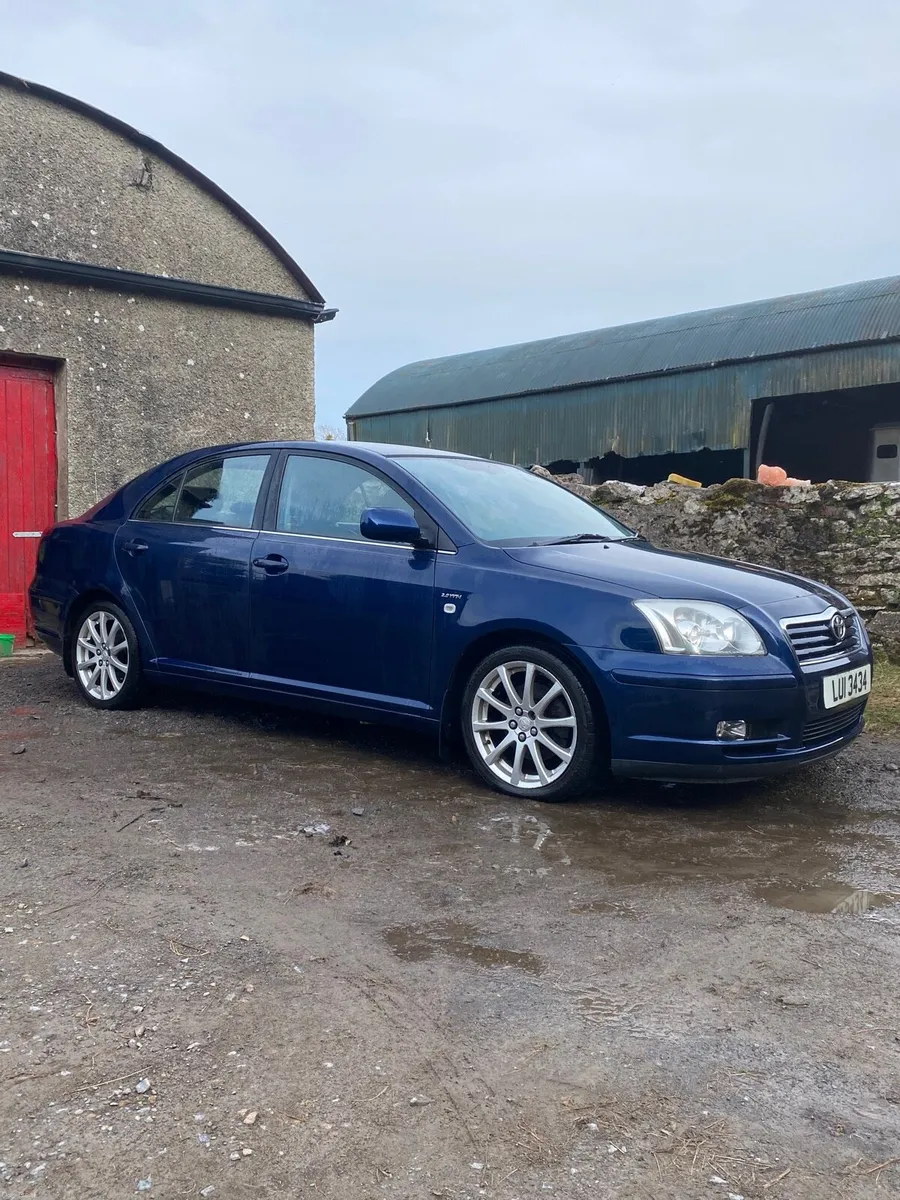 Toyota Avensis 2.0 petrol - Image 1