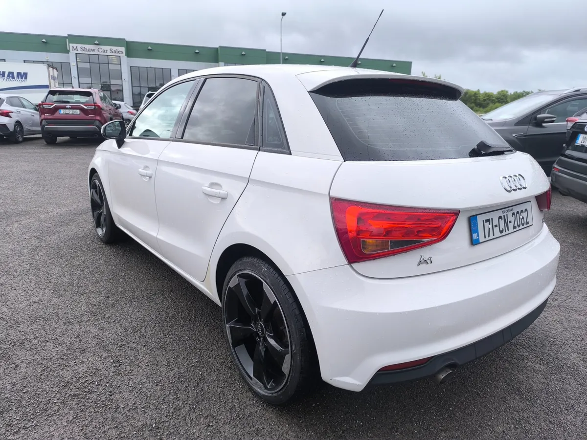 171 Audi A1 1.6 TDI (WHITE) - Image 3