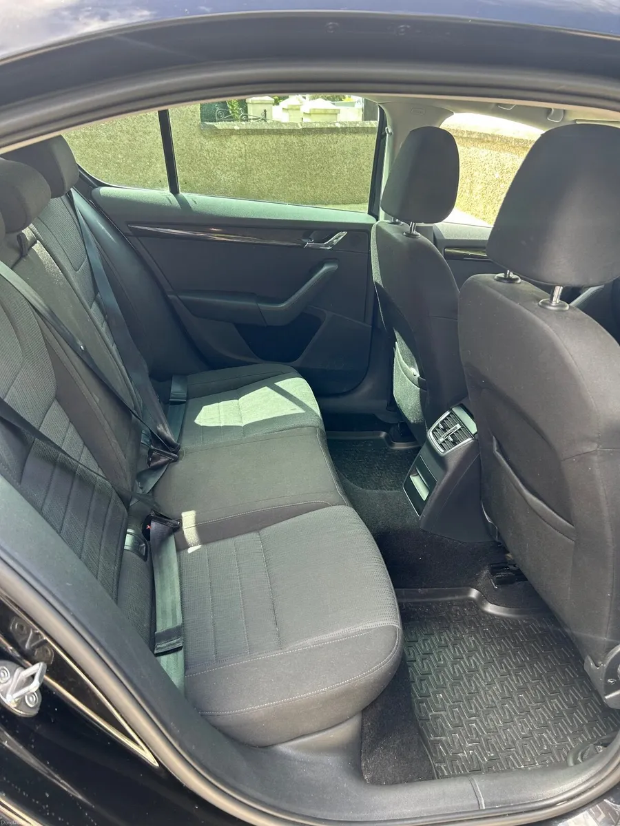 Skoda Octavia 2016 - Image 3