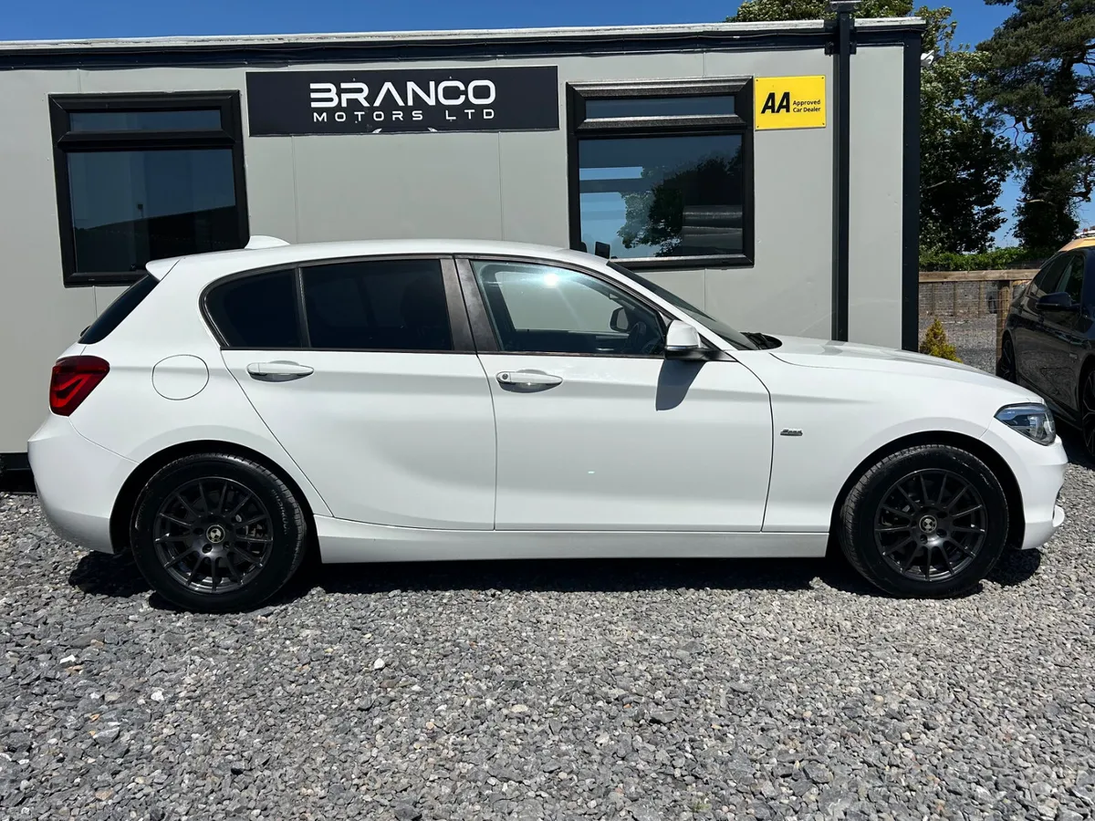 BMW 118D Sport Auto 2.0 DIESEL - Image 4