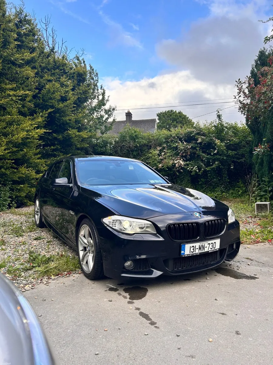 BMW 5-Series 2013 - Image 2