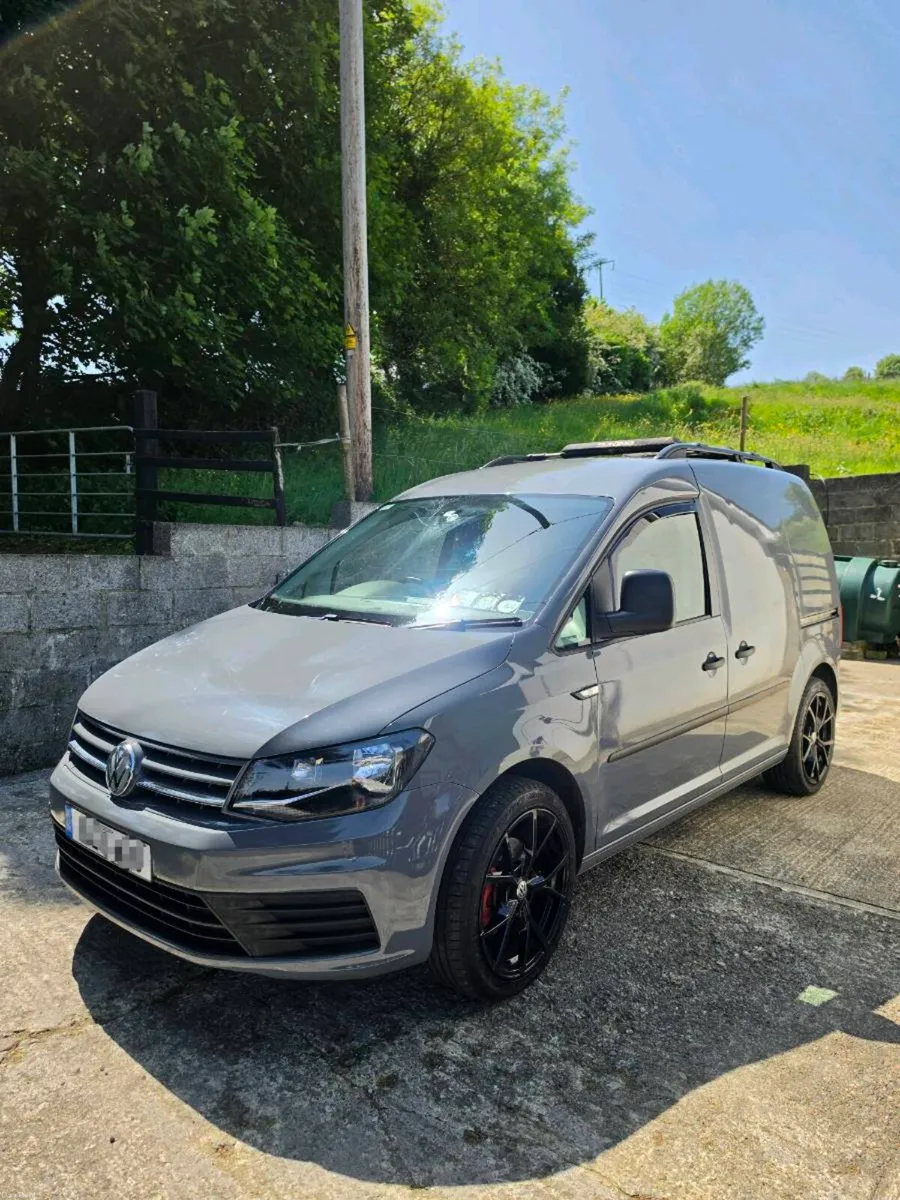 2020 Volkswagen Caddy 2.0 TDI - Image 2