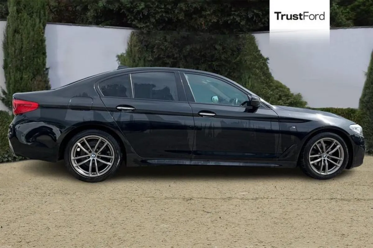 BMW 5-Series M Sport - Image 3