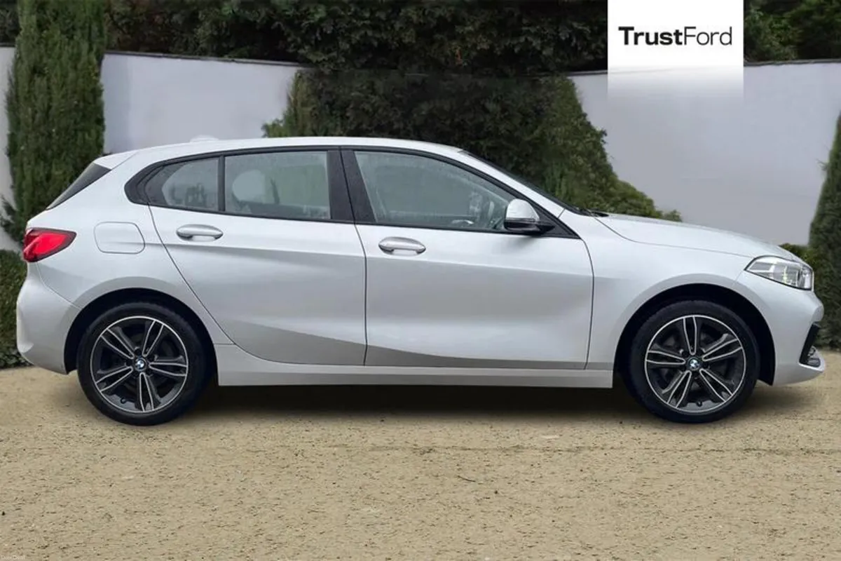 BMW 1-Series Sport - Image 3