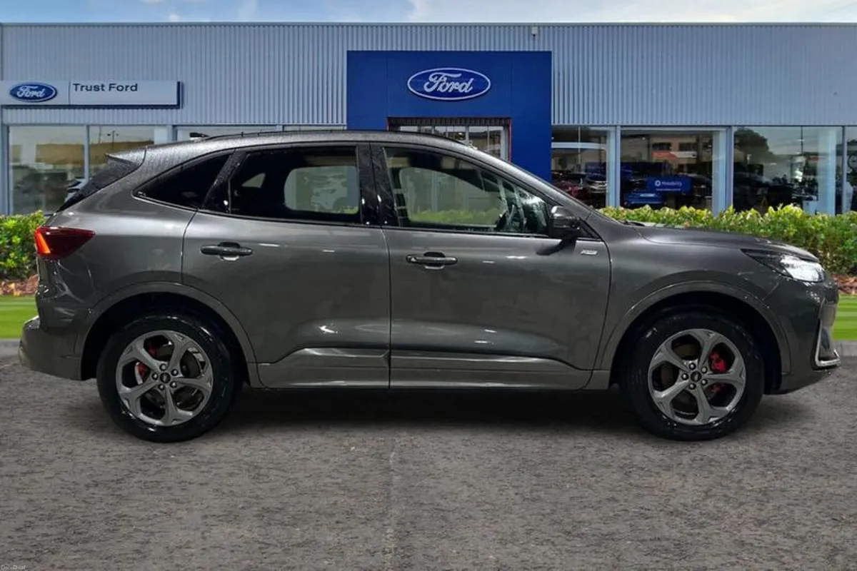 Ford Kuga ST-Line - Image 3