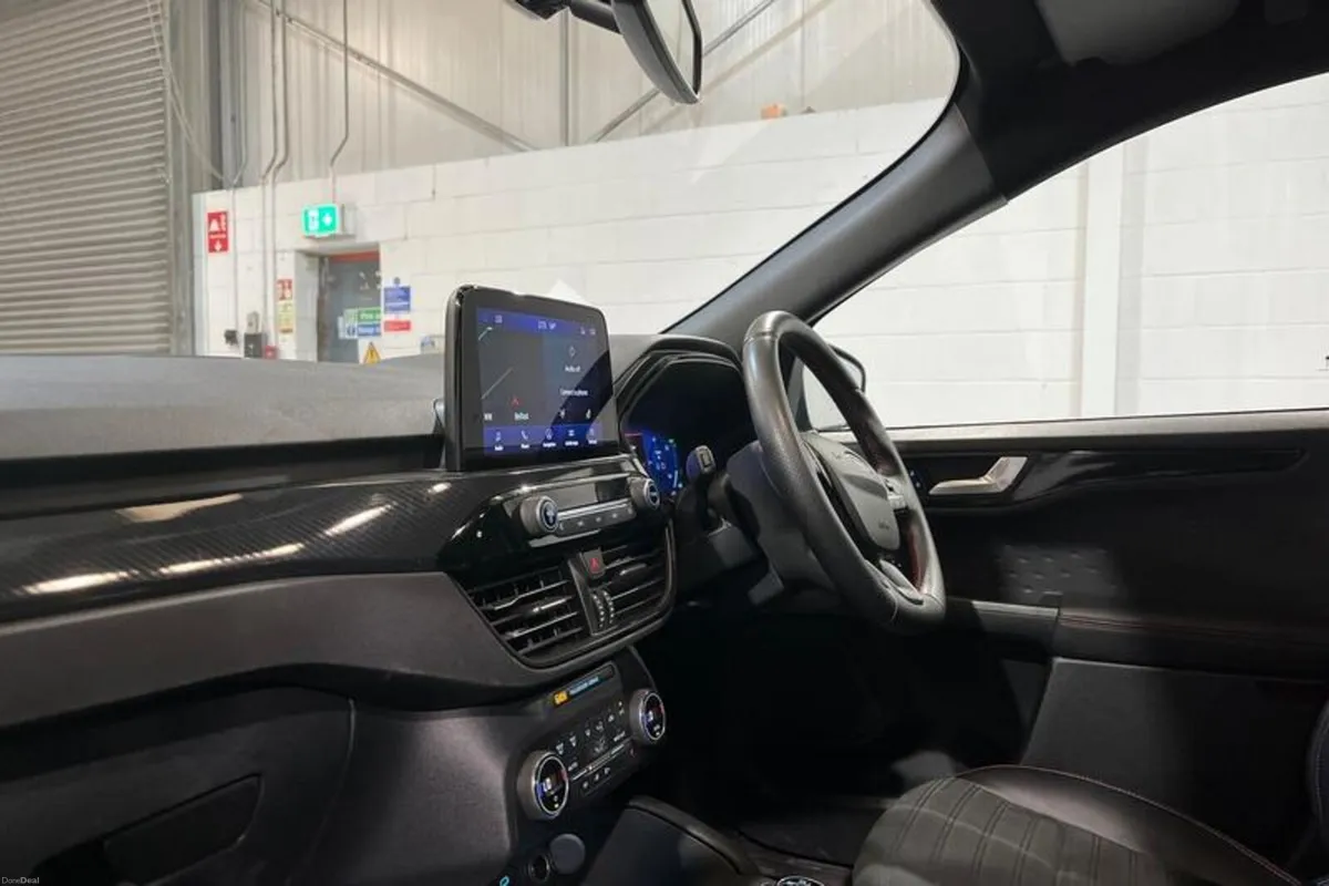 Ford Kuga ST-Line X Edition - Image 3