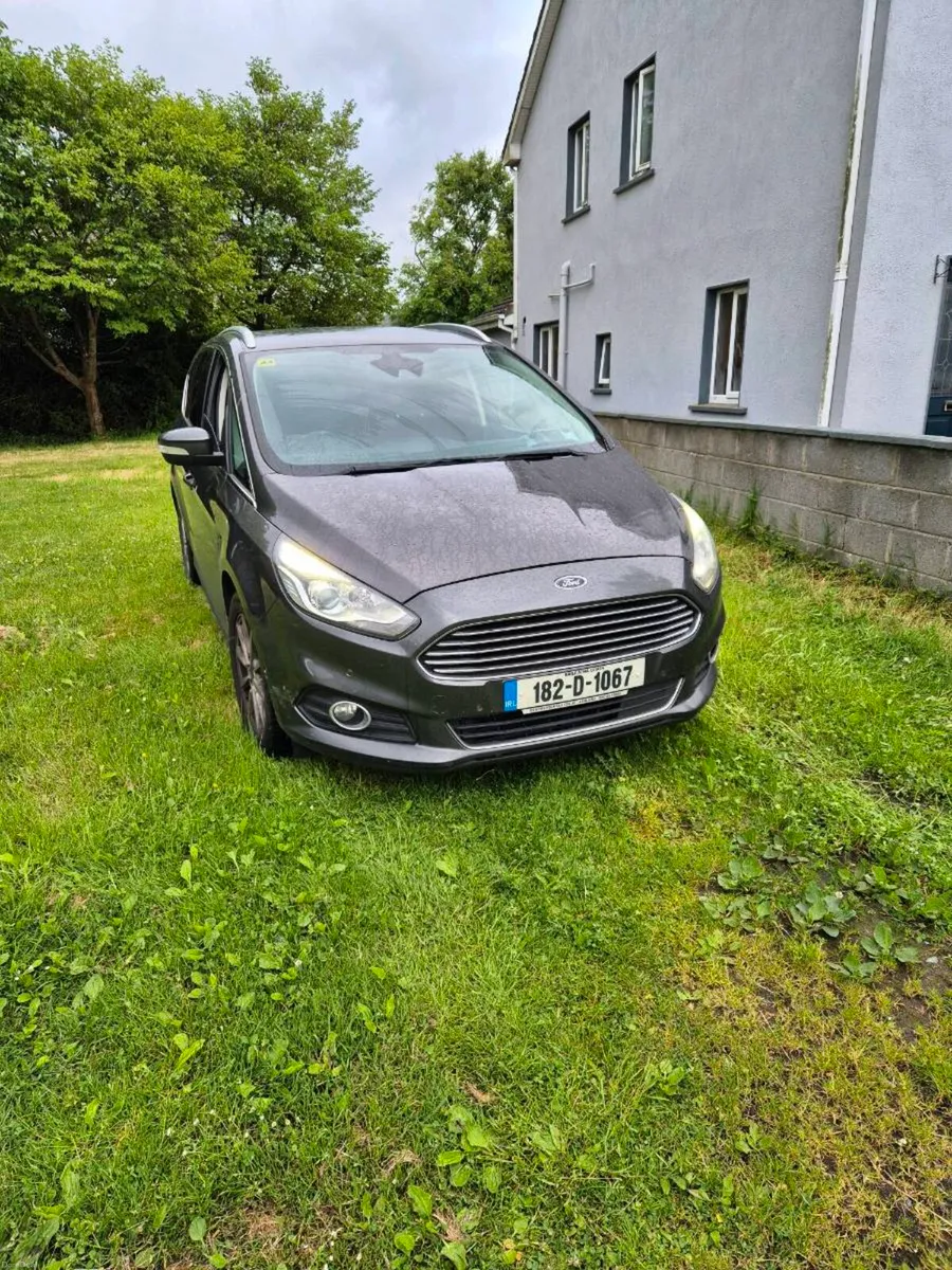 Ford S-max - Image 1
