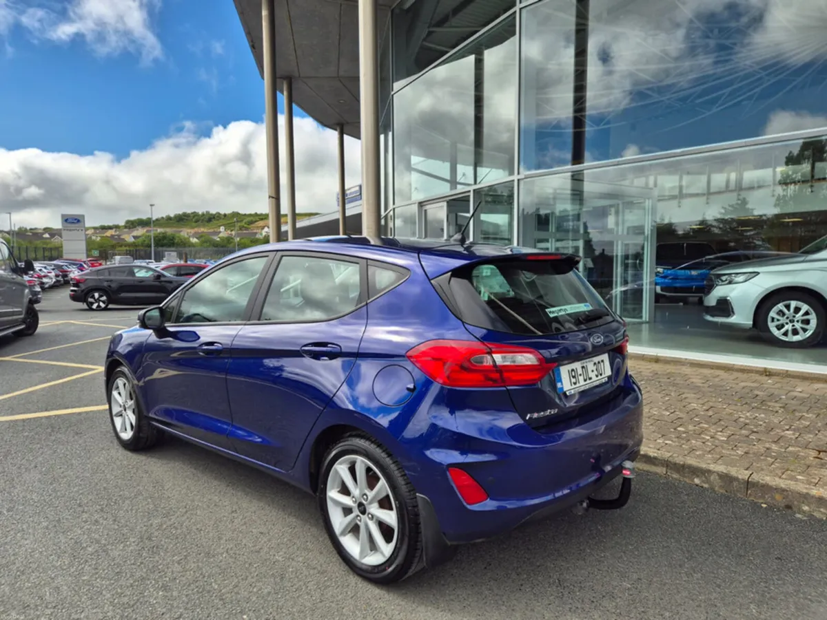 Ford Fiesta 1.1 70PS 5M 4DR ZETEC - Image 3
