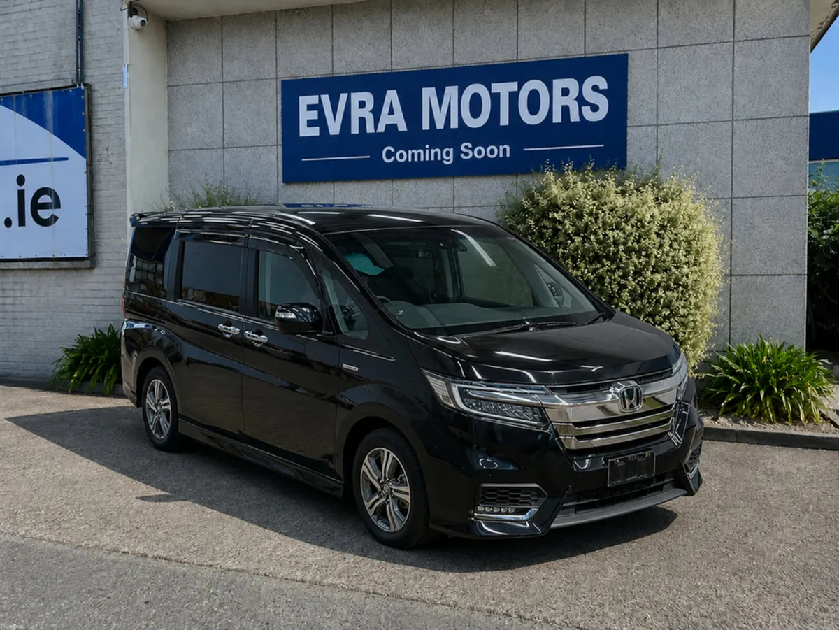 Honda Stepwagon SPADA 7 SEATER HYBRID AUTOMATIC 2.
