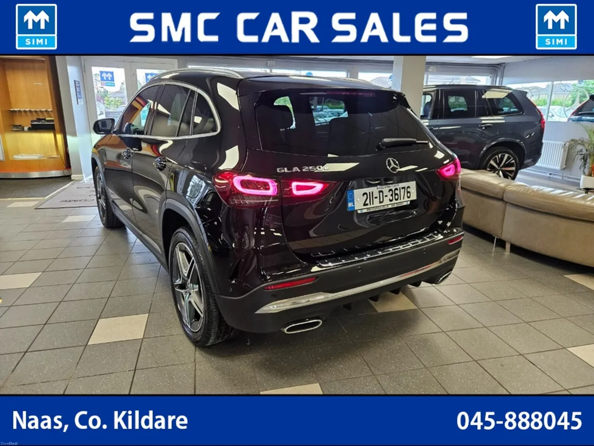 Mercedes-Benz GLA 250 E AMG LINE EXCLUSIVE - Image 5
