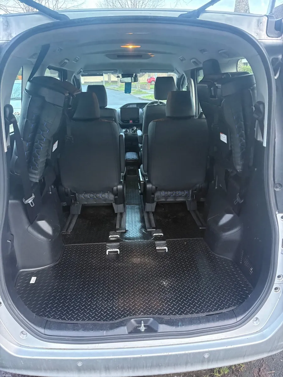 Toyota Voxy 2020 - Image 5