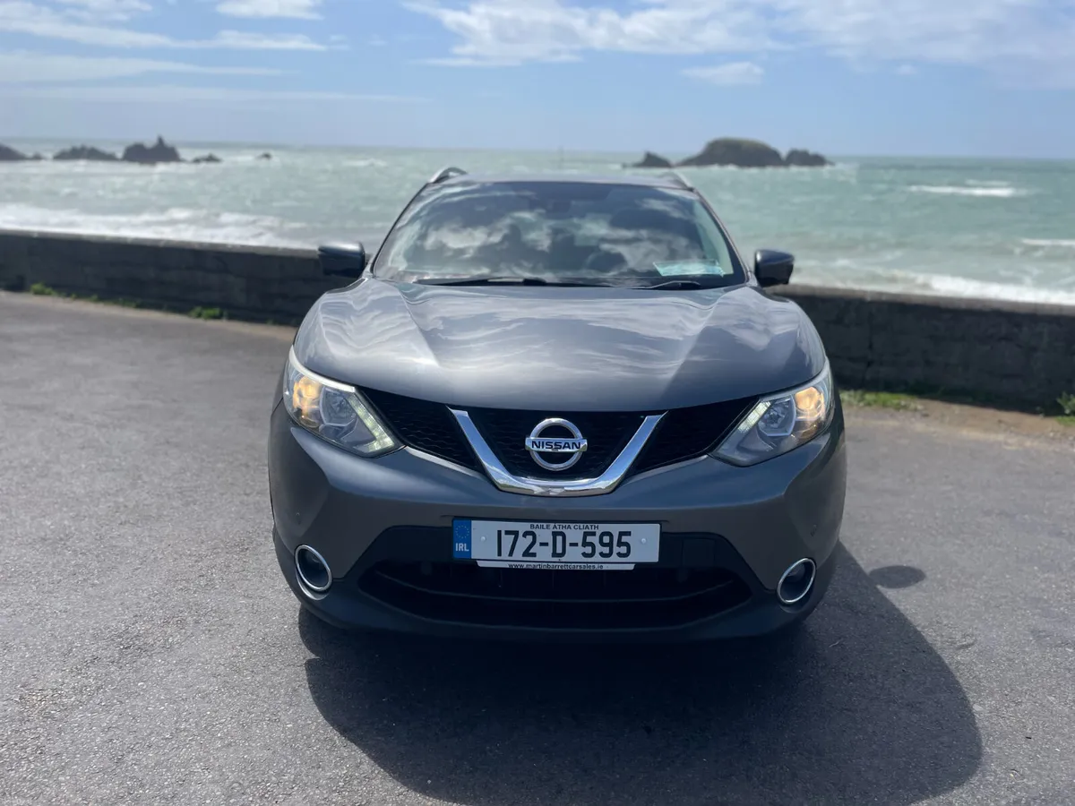 172 Nissan Qashqai  Premium.. Glass Roof.. Hi Spec - Image 2